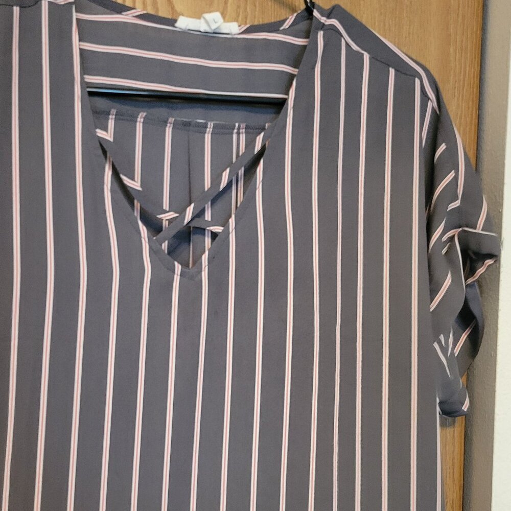 Maurices top